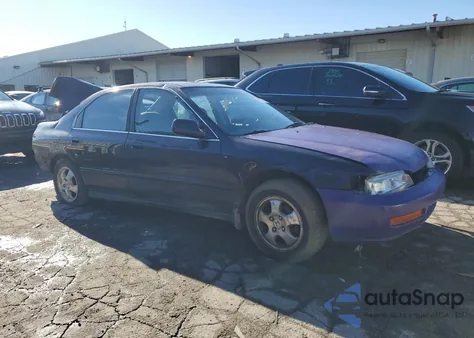 1997 Honda Accord Se из США, поврежденный, VIN 1HGCD5609VA229687